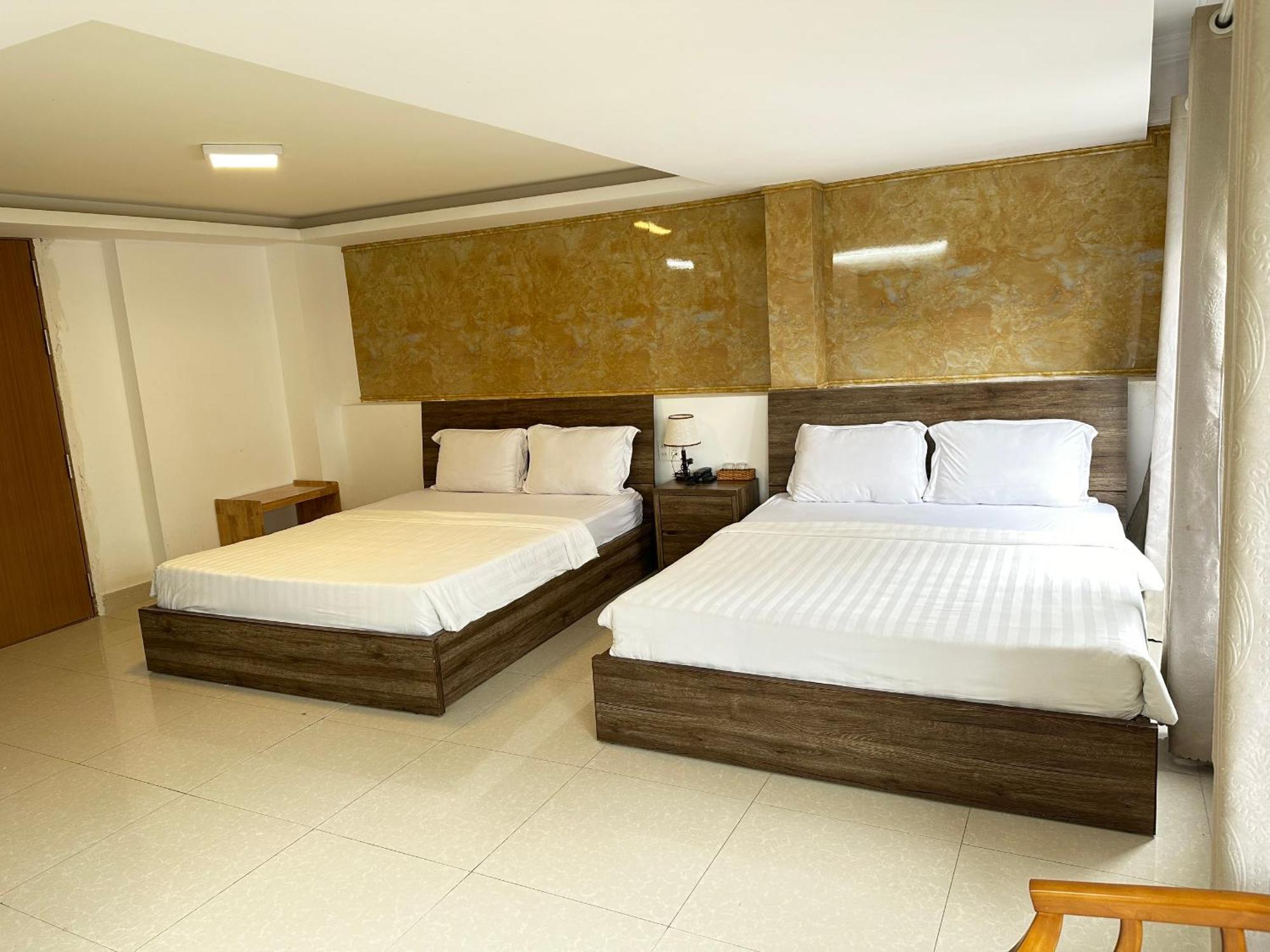 Thanh Thanh 5 Dalat Hotel - Ks Gan Cho Dem Gia Re エクステリア 写真
