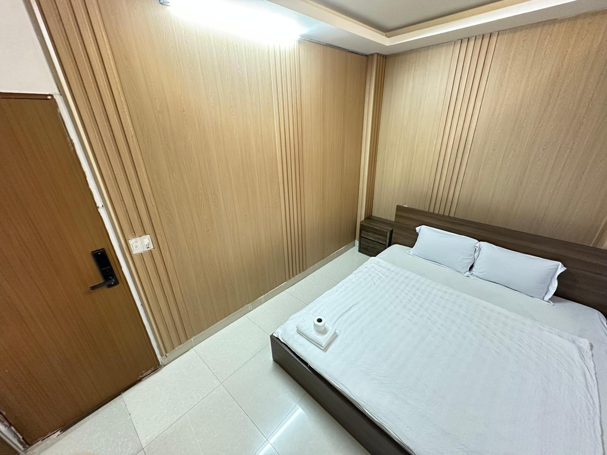 Thanh Thanh 5 Dalat Hotel - Ks Gan Cho Dem Gia Re エクステリア 写真